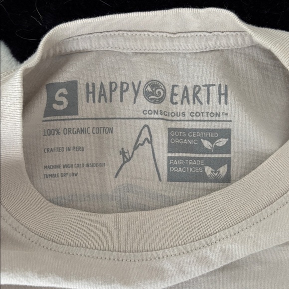 Happy Earth long sleeve t-shirt bundle - Picture 6 of 7